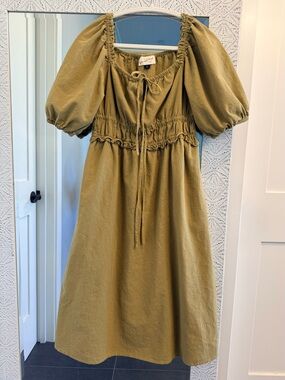 Universal Thread Olive Drawstring Waist Textured Dress